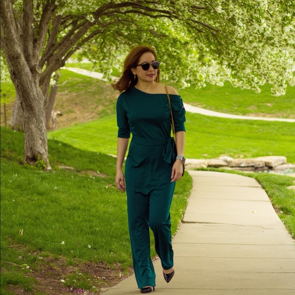 Green one shoulder jumpsuit - Picture 1 of 2